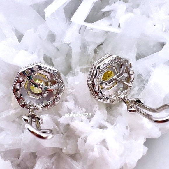 NWT Judith Ripka 4 carat Canary Crystal & White Topaz Casablanca Button Earrings - Picture 8 of 12